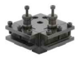 Βάση εργαλειοδέτη Soba Toolpost Type B 390305-B, μεταλλική με δύο βίδες σύσφιξης και οπές στερέωσης