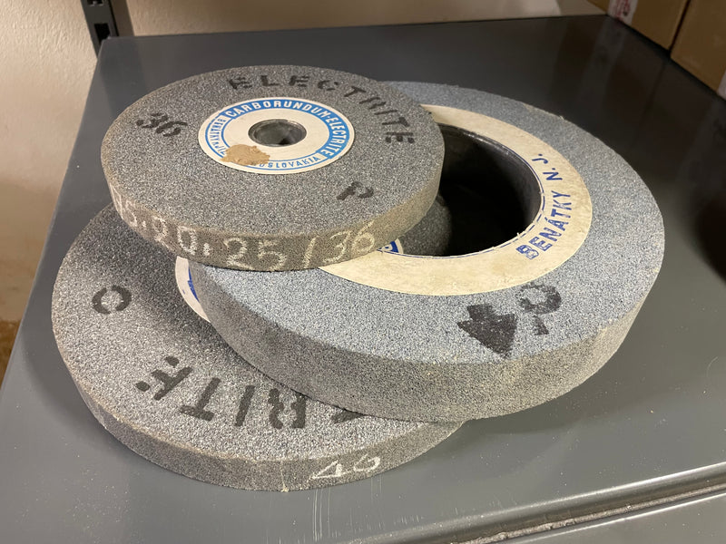 Γκρι Σμυριδοτροχοί Δίδυμων Τροχών - B STOCK (παλιό στοκ) -