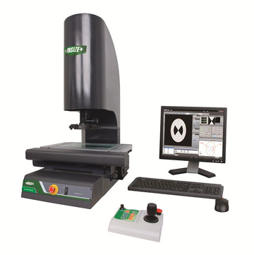 CNC σύστημα οπτικής μέτρησης Insize ISD-V220 με βάση μέτρησης, οθόνη, πληκτρολόγιο και χειριστήριο joystick