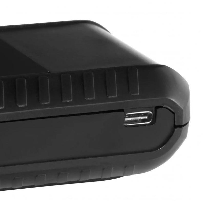 PCE-WBGT 10 μετρητής θερμικής καταπόνησης με data logger, μαύρη συσκευή με λευκή θύρα USB
