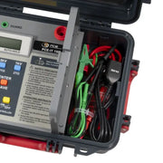 Μετρητής μόνωσης PCE Instruments PCE-IT 150 σε βαλίτσα, με οθόνη, πλήκτρα και καλώδια μέτρησης κόκκινο/μαύρο/πράσινο