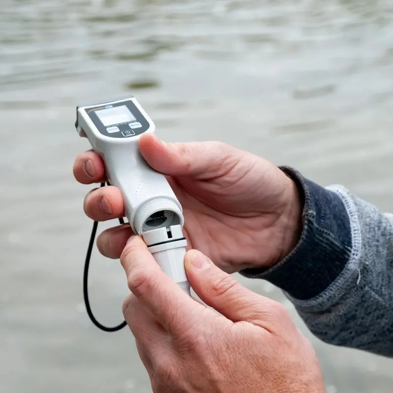 Μετρητής Ποιότητας Νερού pH, Αγωγιμότητας, TDS, Αλατότητα, Θερμοκρασία, REDOX Pce
