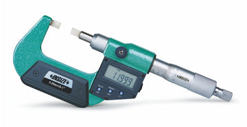 Ψηφιακό μικρόμετρο blade Insize 3532, πράσινο σώμα, οθόνη LCD και λεπτές επίπεδες άκρες μέτρησης 0-25 mm