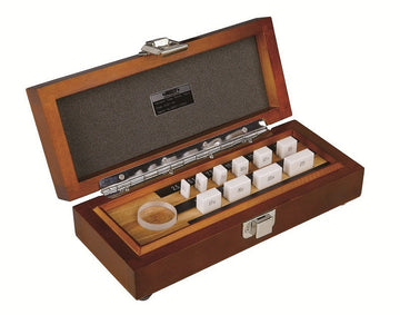 Insize 4107 Johansson gauge block set in wooden case with white blocks and metal latch