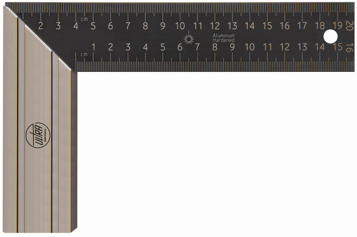Carpenter & Stella Squares